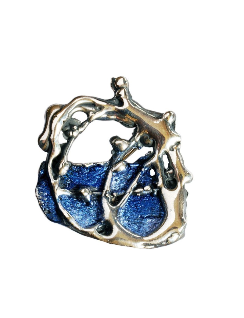 Colgante Surrealista de Plata con Esmalte al Fuego