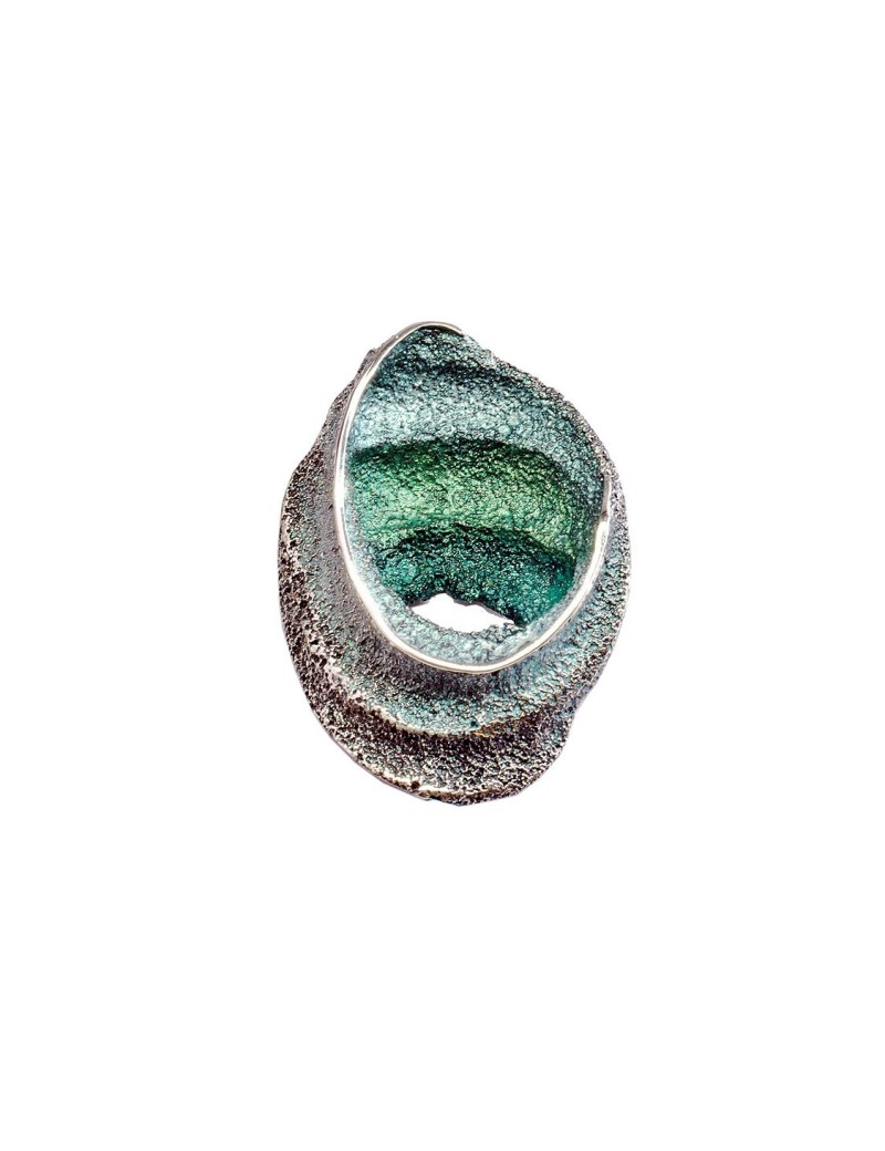 Sinera Pendant