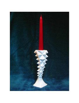 Candelabro aguja  