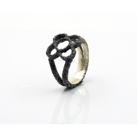 Anillo Barcelona Panot Flor Negro