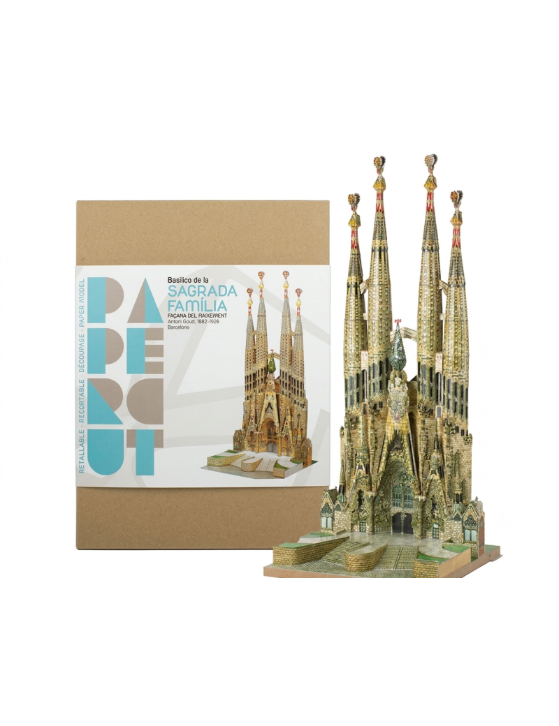 Construction papier Sagrada Familia