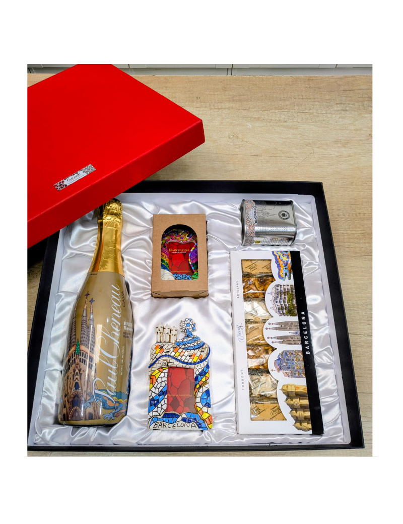 Barcelona Premium Gourmet Pack – Cava, Sweets and Modernist Souvenirs