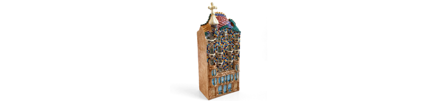Gaudí’s buildings: replicas and souvenirs of Barcelona’s most iconic architecture